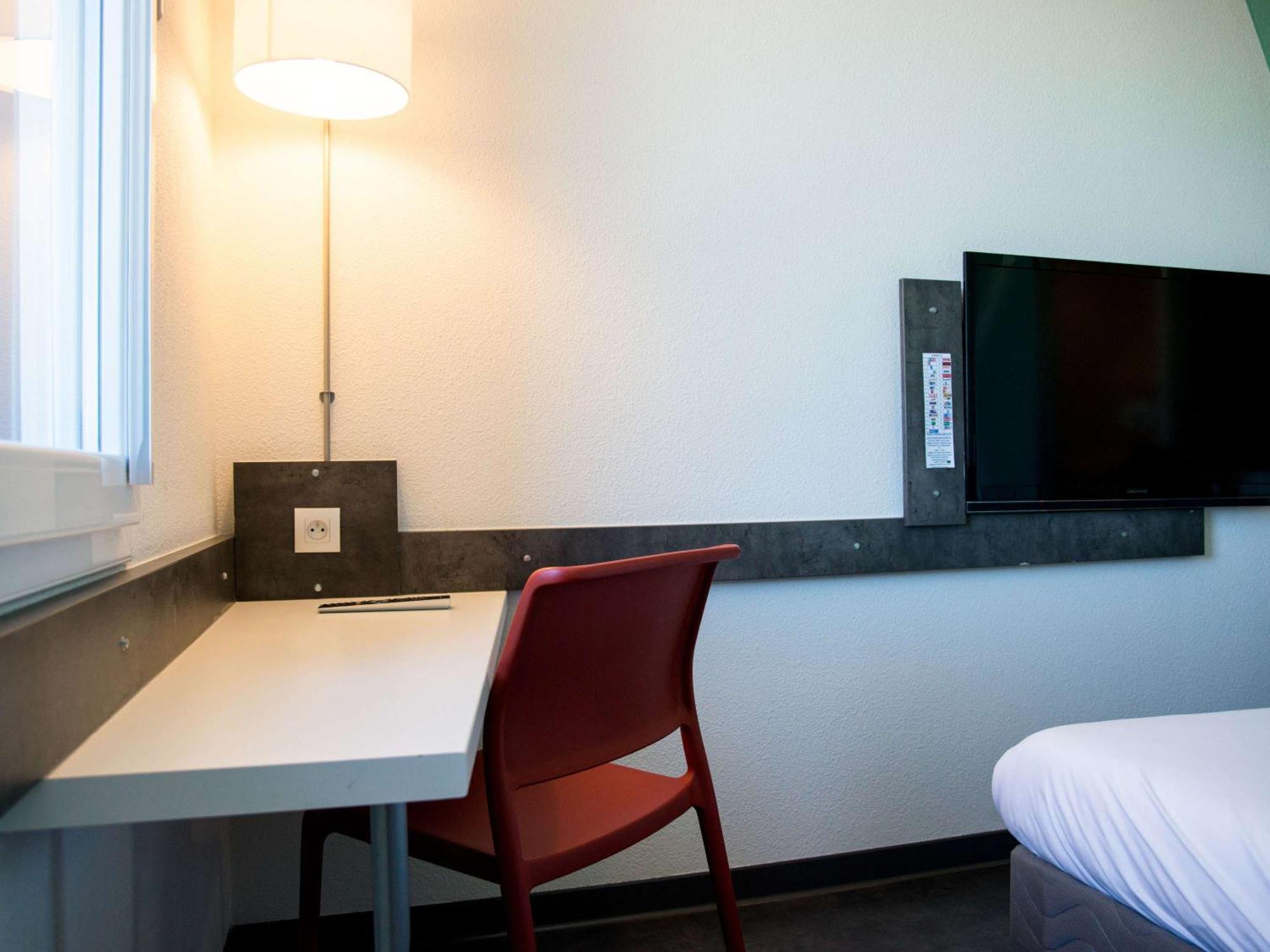 Ibis Budget Archamps Porte De Geneve Ngoại thất bức ảnh